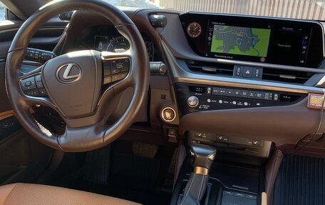 Lexus ES VII, 2020 год, 5 900 000 рублей, 3 фотография