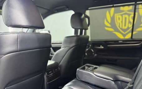 Lexus LX III, 2018 год, 6 000 000 рублей, 18 фотография