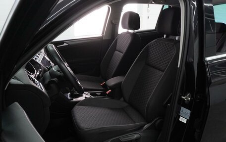 Volkswagen Tiguan II, 2019 год, 2 469 000 рублей, 10 фотография