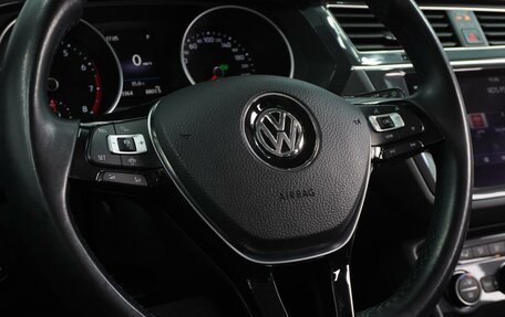 Volkswagen Tiguan II, 2019 год, 2 469 000 рублей, 16 фотография
