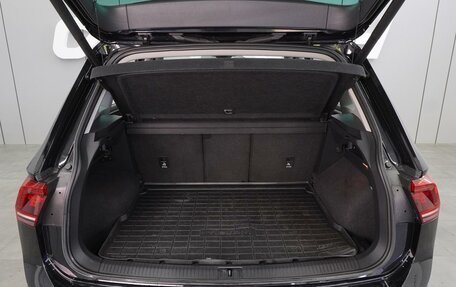 Volkswagen Tiguan II, 2019 год, 2 469 000 рублей, 20 фотография