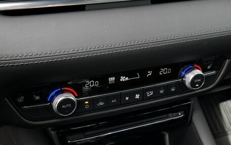 Mazda 6, 2021 год, 2 700 000 рублей, 17 фотография