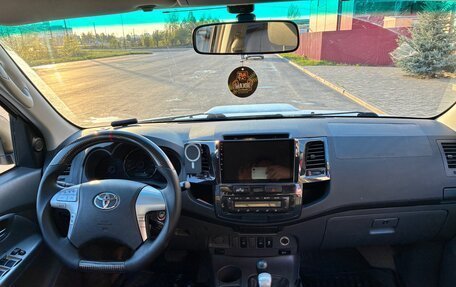 Toyota Hilux VII, 2013 год, 3 150 000 рублей, 7 фотография