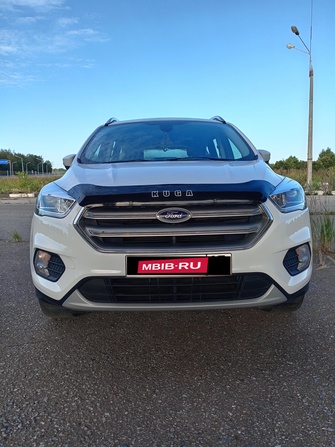Ford Kuga II рестайлинг, 2019 год, 1 620 000 рублей, 1 фотография