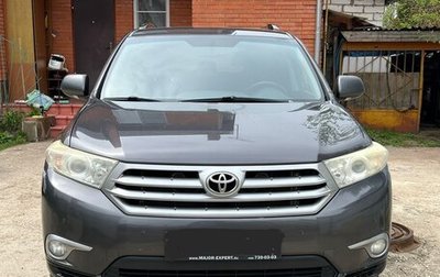 Toyota Highlander III, 2011 год, 2 300 000 рублей, 1 фотография