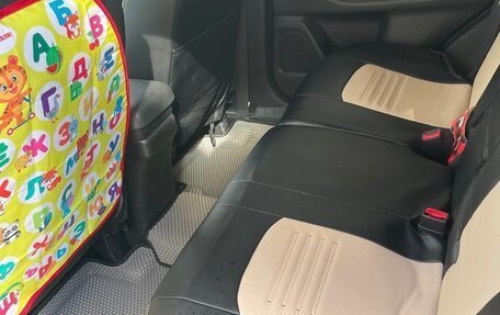 Mitsubishi Outlander III рестайлинг 3, 2015 год, 1 700 000 рублей, 5 фотография