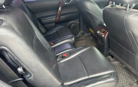 Toyota Highlander III, 2010 год, 1 420 000 рублей, 10 фотография