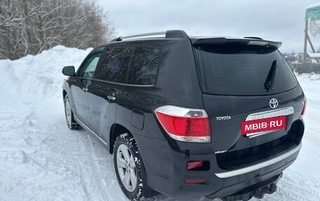Toyota Highlander III, 2010 год, 1 420 000 рублей, 4 фотография