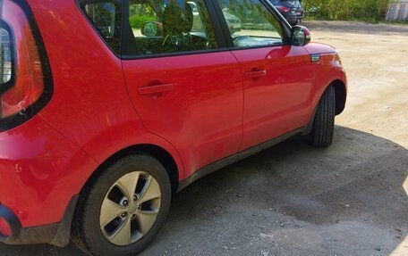 KIA Soul II рестайлинг, 2014 год, 1 111 000 рублей, 4 фотография