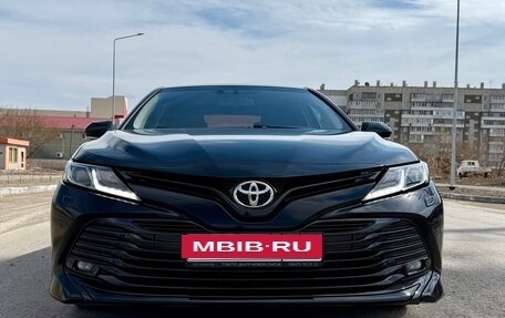 Toyota Camry, 2019 год, 2 555 000 рублей, 3 фотография