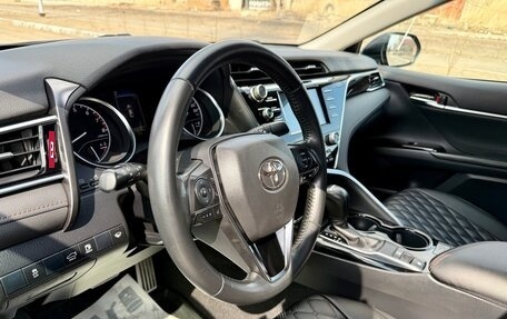 Toyota Camry, 2019 год, 2 555 000 рублей, 8 фотография