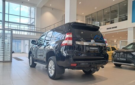 Toyota Land Cruiser Prado 150 рестайлинг 2, 2013 год, 3 393 000 рублей, 8 фотография