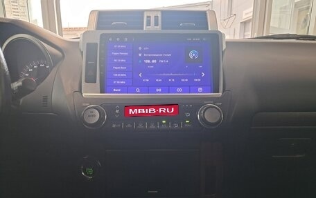Toyota Land Cruiser Prado 150 рестайлинг 2, 2013 год, 3 393 000 рублей, 18 фотография