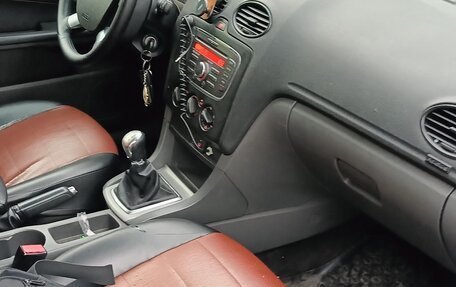 Ford Focus II рестайлинг, 2007 год, 380 000 рублей, 18 фотография