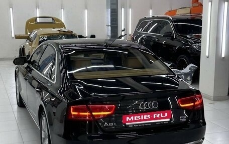Audi A8, 2012 год, 1 499 000 рублей, 5 фотография