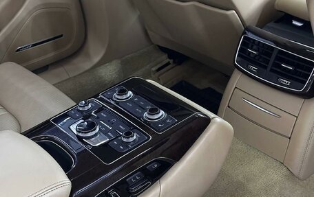 Audi A8, 2012 год, 1 499 000 рублей, 10 фотография