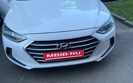 Hyundai Elantra VI рестайлинг, 2016 год, 1 330 000 рублей, 13 фотография