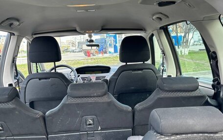 Citroen C4 Picasso II рестайлинг, 2012 год, 650 000 рублей, 10 фотография