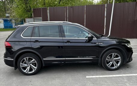 Volkswagen Tiguan II, 2021 год, 3 490 000 рублей, 3 фотография