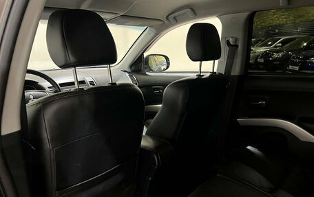Mitsubishi Outlander III рестайлинг 3, 2012 год, 1 200 000 рублей, 18 фотография