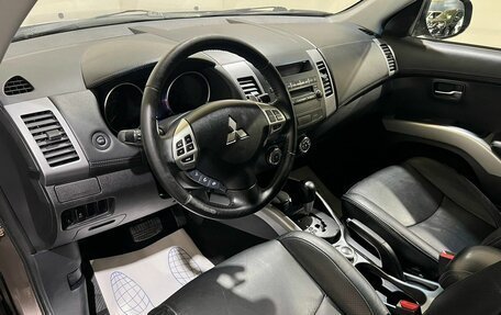 Mitsubishi Outlander III рестайлинг 3, 2012 год, 1 200 000 рублей, 10 фотография