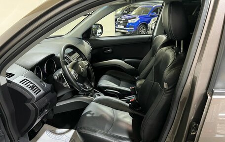 Mitsubishi Outlander III рестайлинг 3, 2012 год, 1 200 000 рублей, 9 фотография