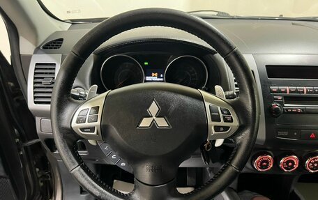 Mitsubishi Outlander III рестайлинг 3, 2012 год, 1 200 000 рублей, 19 фотография