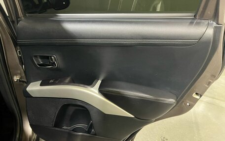 Mitsubishi Outlander III рестайлинг 3, 2012 год, 1 200 000 рублей, 37 фотография