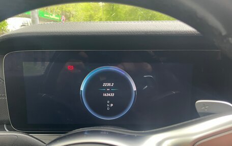 Mercedes-Benz E-Класс, 2019 год, 3 350 000 рублей, 9 фотография