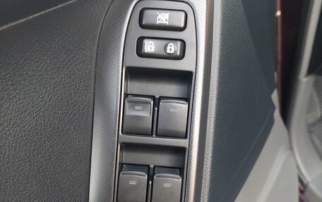 Toyota Land Cruiser Prado 150 рестайлинг 2, 2012 год, 3 330 000 рублей, 14 фотография