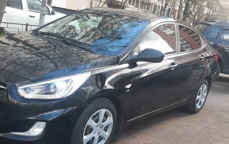 Hyundai Solaris II рестайлинг, 2014 год, 950 000 рублей, 3 фотография