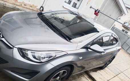 Hyundai Elantra V, 2013 год, 1 170 000 рублей, 2 фотография