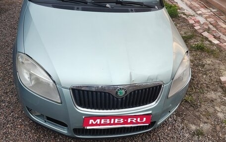 Skoda Fabia II, 2009 год, 360 000 рублей, 2 фотография