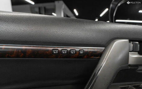 Toyota Land Cruiser 200, 2011 год, 3 400 000 рублей, 18 фотография