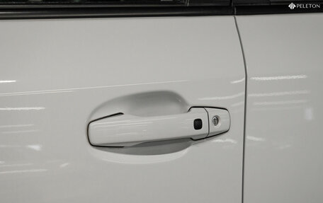 Toyota Land Cruiser 200, 2011 год, 3 400 000 рублей, 28 фотография