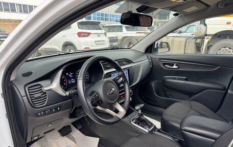 KIA Rio IV, 2021 год, 1 610 000 рублей, 11 фотография