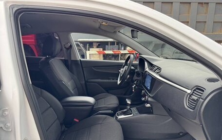 KIA Rio IV, 2021 год, 1 610 000 рублей, 14 фотография