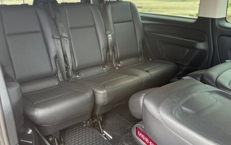 Mercedes-Benz Vito, 2019 год, 5 400 000 рублей, 4 фотография