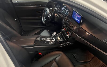 BMW 5 серия, 2013 год, 1 950 000 рублей, 6 фотография