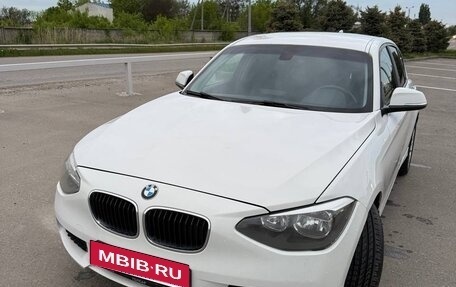BMW 1 серия, 2013 год, 1 400 000 рублей, 4 фотография