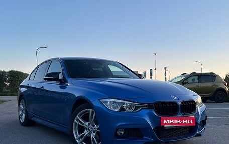 BMW 3 серия, 2018 год, 2 900 000 рублей, 3 фотография