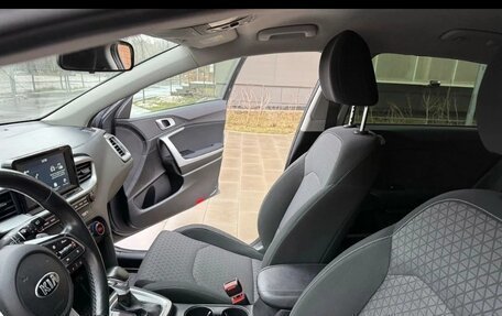 KIA cee'd III, 2018 год, 1 600 000 рублей, 11 фотография