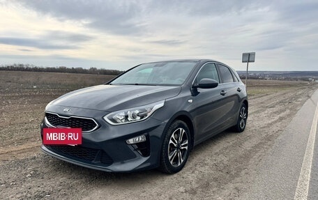 KIA cee'd III, 2018 год, 1 600 000 рублей, 6 фотография