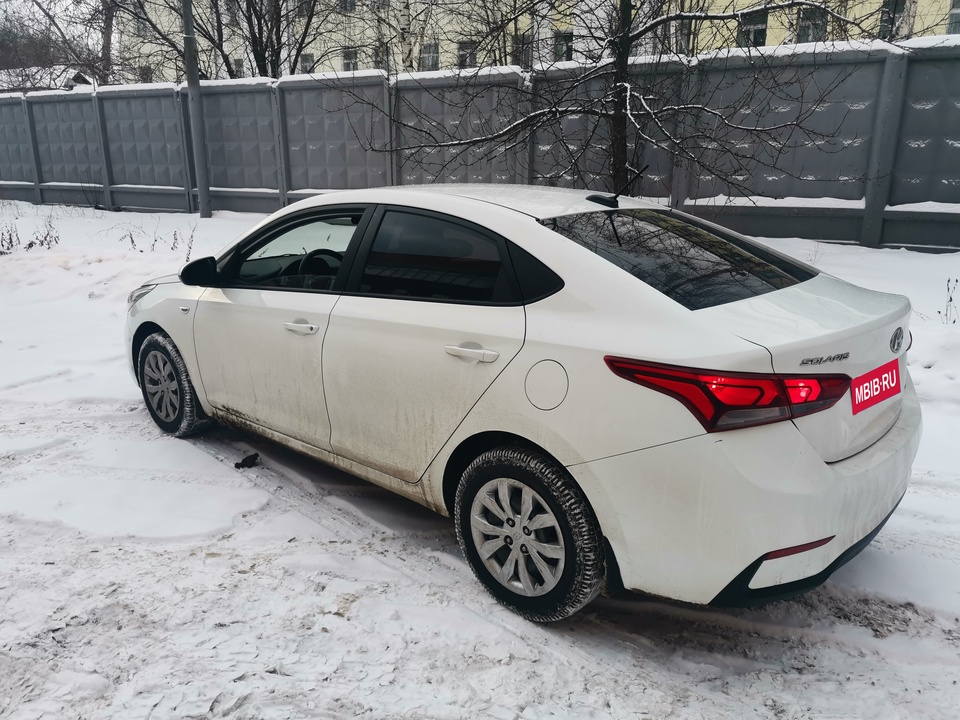 Hyundai Solaris II, 2017 год, 1 000 000 рублей, 4 фотография