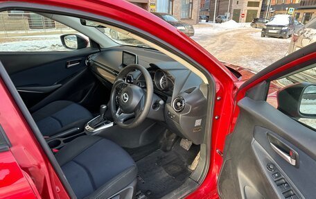 Mazda Demio IV, 2014 год, 799 999 рублей, 11 фотография
