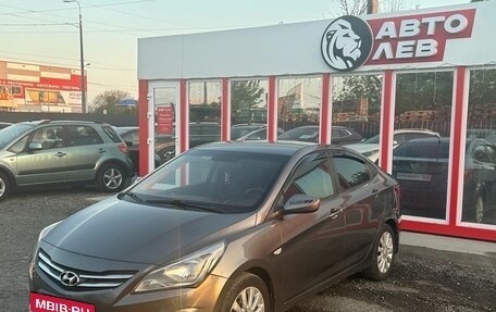 Hyundai Solaris II рестайлинг, 2016 год, 895 000 рублей, 3 фотография