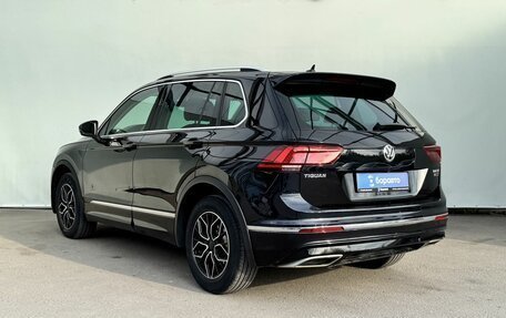 Volkswagen Tiguan II, 2017 год, 2 350 000 рублей, 6 фотография