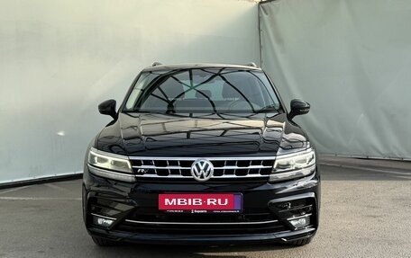 Volkswagen Tiguan II, 2017 год, 2 350 000 рублей, 3 фотография