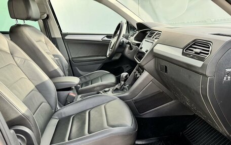 Volkswagen Tiguan II, 2017 год, 2 350 000 рублей, 12 фотография