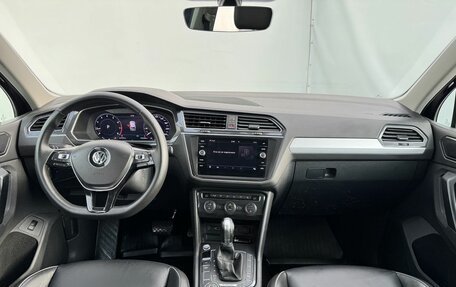 Volkswagen Tiguan II, 2017 год, 2 350 000 рублей, 15 фотография